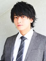 スーツ短髪ツーブロック束感モテる黒髪パーマ流行新郎髪型結婚式