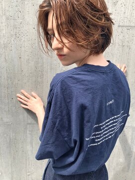 ルーム(Loom.) 〈スタイリング簡単〉オレンジブラウン×ルーズウェーブボブ