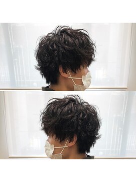 ネイビー(NAVY) ハーフスパイラルパーマ で作る無造作マッシュ☆