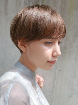 ラボ(Ravo) [Ravo]＊ベージュカラー×マッシュショート＊