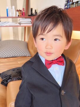 チル アウト ヘア ロジック(chill out hair Logic) キッズショートスタイル