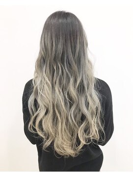 エイル 茶屋町(Eir) 【ブリーチ】【ハイトーン】【髪質改善】【トリートメント】