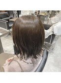 外ハネ×ボブ×艶カラー