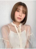 前下がりショートボブ大人可愛い