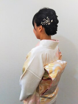 横濱ハイカラ美容院(haikara美容院) 訪問着着つけとヘアセット