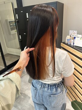 アイリー 名古屋(A/LEE) インナーカラー/オレンジカラー/ローレイヤー/イヤリングカラー