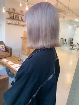 オーリーエトワ 御器所(oorry.etwa) ミルクティーグレージュシルバーベージュハイトーンボブ