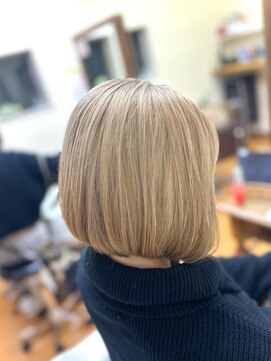 「White bob is a sign of the beginning of winter.」