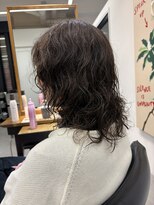 サニーズ(SUNNY'S by CONKS)&nbsp;大きめカールのミディアムレイヤーパーマ
