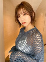 トゥルーズ 梅田茶屋町店(TLUUS)&nbsp;【TLUUSミルクティーブロンドワンホンレイヤーダークブルー】