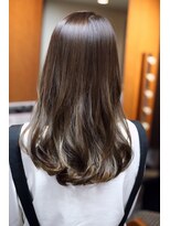 ヘアメイク リザ(hair make Liza) 毛先ハイライト