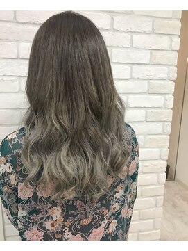 シュガー ヘアアンドネイル 仙台(SUGAR) オリーブグレージュハイライトカーキグレージュ天使バング