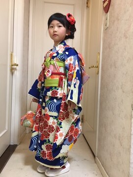 美容室 ティンカーベル 編み込みアップ