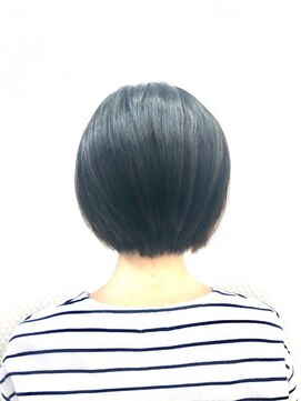 クオリス 上福岡店(QUALIS) つや感/ナチュラル/黒髪/前下がり/小顔/グラボブ/30代40代50代