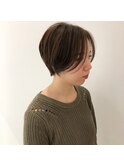 ナチュラル前下がりショート