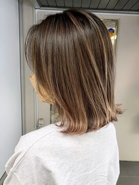 アイティー バイ アルバム 中野店(IT by ALBUM) エアタッチボブ_外ハネボブセクションカラー_ba397072