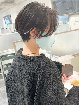 ラベストクズハ(LOVEST KUZUHA) サラッと決まるモードなハンサムショート