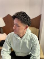 フォーコーナーズカットショップフェイビーズ 名古屋西(FourCornersCutShop favey's)&nbsp;ツイストパーマ【刈り上げ】【フェード】