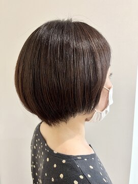 エレファントノーズ ツヤツヤショートボブ