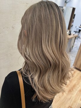 ザ ランド(THE LAND) ミルクティーカラー/海外風カラー/バレイヤージュ