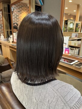 エルバイシオン(aile by sion) ☆外ハネミディアムボブ☆
