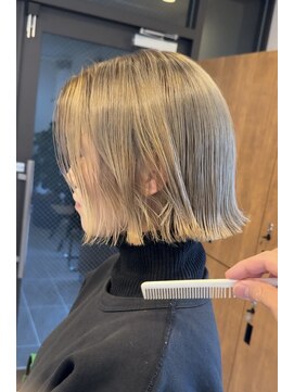 シフターズ(SIFTERS) ミルクティーアッシュ　ハイトーンカラー