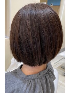 ぼぶいずむ by bob 50代前下がりボブ