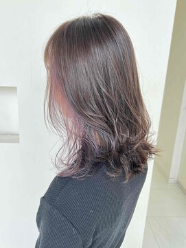 スリーヘアーデザインズ(Three Hair Designs) ピンクインナーカラー