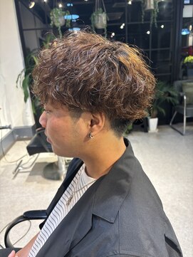 サンズ(suns) 【Shuyu】軽めマッシュ波巻き×ツイストスパイラル