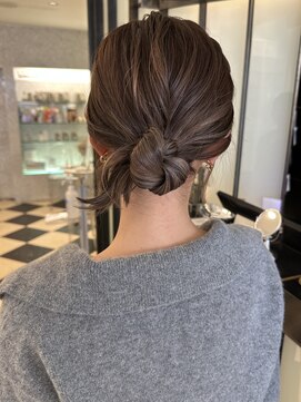 ラパンセヴェール(LA PENSEE VERT) 【LA PENSEE カホ】簡単ヘアアレンジ