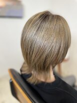 アンダーカバー UNDERCOVER&nbsp;３０代_オリーブベージュ_ウルフ_ハイレイヤー_髪質改善