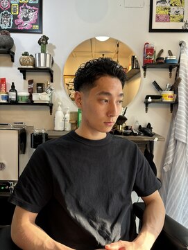 ドウラク(DOULAQ) スキンフェード/パーマスタイル