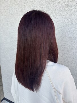 ボルドーレッド