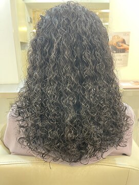 ロングスパイラルパーマ