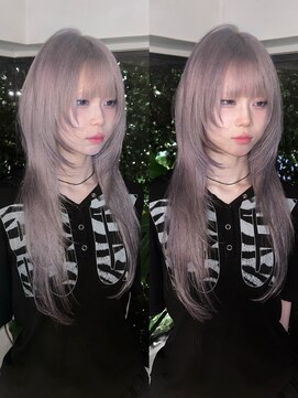 シルバー ハイトーン シャギーカット ロングウルフ