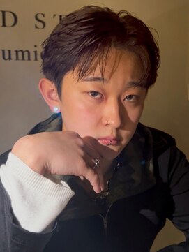 ボンドストーリールミエール(Bond Story lumiere) ショートから伸ばしてる方おすすめのセンターパート