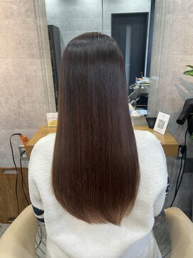 イシン(ISIN) 髪質改善/縮毛矯正/白髪染め/白髪ぼかし【保土ヶ谷/東戸塚/戸塚