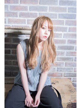 ミエルヘアーエスト 新宿店(mielhair est) 抜け感あふれるブリーチロング【miel hair新宿】
