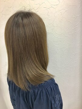 リアン ヘアー アトリエ(Lien hair atelier) ナチュラルストレート