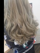 美容室 びゃんびゃん 社店&nbsp;ベージュ/ダブルカラー/ブリーチ/ハイトーン