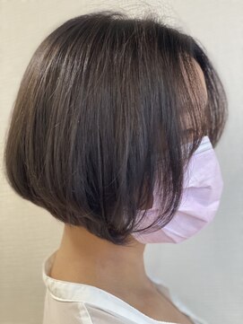 ワンズ 大里店(ONE'S) ゆるふわショートボブ