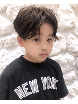 モアナ バイ ヘッドライト 沖縄豊見城店(Moana by HEADLIGHT) Moana【豊見城】#キッズカット#センターパート#メンズカット