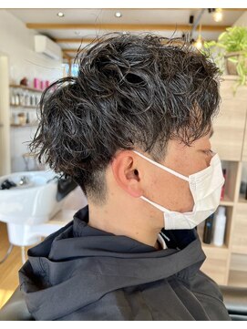 エン(en) スパイラルパーマ/メンズ/刈り上げ/マッシュ/高知/南国市