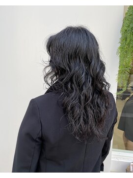 エレン 池袋(ElEn.) [エレン池袋]ロングパーマ/パーマ/似合わせカット/小顔カット