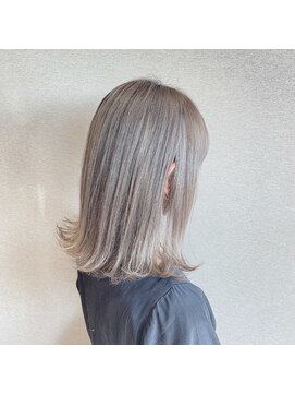 ピッキー(PICKY) ハイトーンボブ