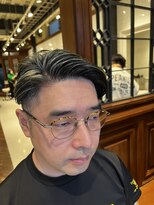 トルシュ ヘアーワークス(TORChe Hair Works) フェードハイライト