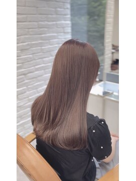 ムク 新宿(muc) 透明感ピンクベージュ