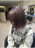 ほんのりピンクグレージュ