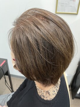 ビーズカラー ヤマザワ富谷成田店 50代/明るめグレイカラー