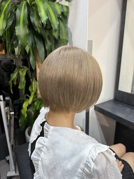 ヴァイス 渋谷店(VAICE) アッシュミルクティー